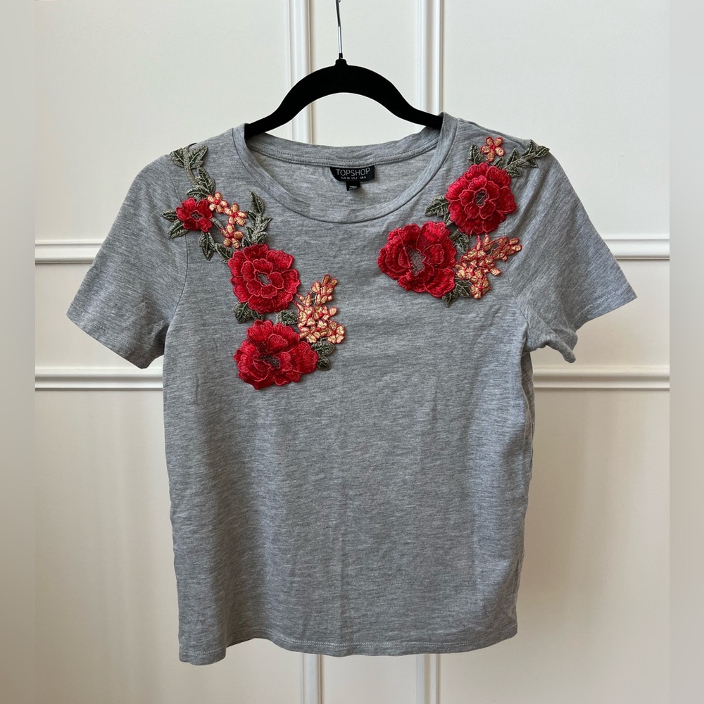 Topshop Floral Appliqué T shirt